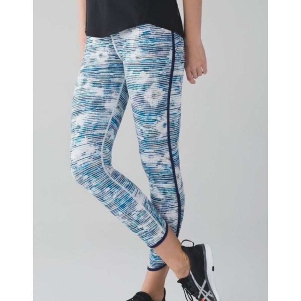 Lululemon Real Quick Tights in Hero Blue NWOT